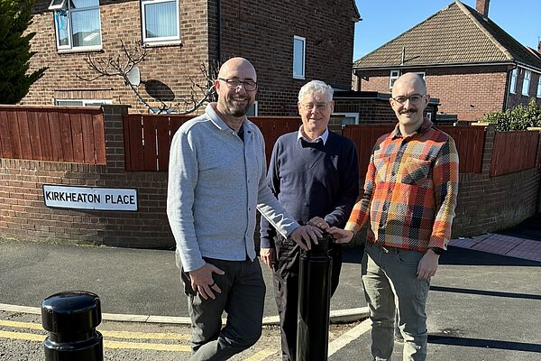 Focus Team with installed bollard